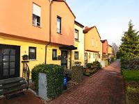 Wohnimmobilie Kauf Reihenhaus SCHÖN - HELL - GEPFLEGT - mit kleinem Garten und Dachgeschoss als Ausbaureserve