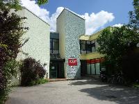 Gewerbeimmobilie Büro/Praxis Geräumiges Büro/Praxis in direkter S-Bahnnähe!!!