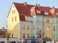 Wohnimmobilie Kauf Mehrfamilienhaus Bei dieser Immobilie handelt es sich um ein liebevoll modernisiertes Mehrfamilienhaus. Das Haus ist voll vermietet. Es gibt 4 Wohnungen, davon drei Vollgeschosse un