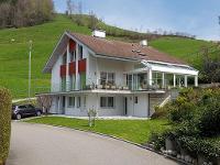 Wohnimmobilie Kauf Einfamilienhaus Grosszügiges 6½-Zimmer-EFH mit viel Umschwung