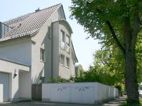 Wohnimmobilie Miete Mehrfamilienhaus seitdem wir mit unserer guten Arbeit das Vertrauen des Eigentümers gewonnen haben werden wir ohne schriftliche Vereinbarung alleine mit der Vermietung beauftragt. 