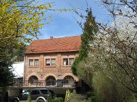 Wohnimmobilie Kauf Doppelhaus Stilvolles, großes Haus mit Südterrasse, Garten und mehr!