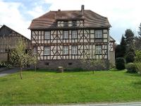 Wohnimmobilie Kauf Burg/Schloß/Bauernhaus/Villa/Herrenhaus/Landhaus/Reiterhof Wunderschöner Vierseiten-Fachwerkhof mit Pachtflächen
