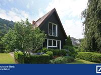 Wohnimmobilie Kauf Einfamilienhaus 2 freistehende Einfamilienhäuser auf einem 1035m² Grundstück in attraktiver Lage