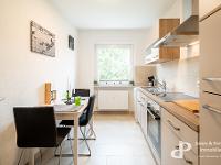 Wohnimmobilie Miete Etagenwohnung Mietwohnung mit Balkon in Wolfenbüttel-Nord. Sollten Sie selbst Eigentümer einer Immobilie sein und diese verkaufen oder vermieten wollen, dann sind wir Ihnen gerne d
