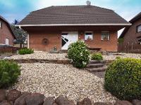 Wohnimmobilie Kauf Einfamilienhaus Großzügiges freistehendes Einfamilienhaus mit viel Sonne und schönem Garten!