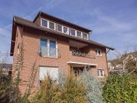 Wohnimmobilie Kauf Mehrfamilienhaus Solide erbautes Dreifamilienhaus mit sicheren Mieteinnahmen sucht neuen Eigentümer!