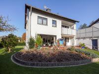 Wohnimmobilie Kauf Einfamilienhaus Einfamilienhaus mit eindrucksvollem Garten wartet auf neuen Liebhaber!