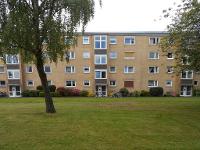 Wohnimmobilie Kauf Etagenwohnung Modernisierte 3-Zi-Wohung mit Stellplatz