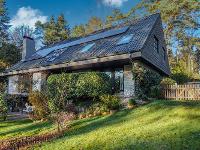 Wohnimmobilie Kauf Einfamilienhaus Familienidyll mit großem Garten, Doppelgarage, Keller, Sauna u. Photovoltaikanlage