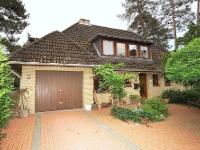 Wohnimmobilie Kauf Einfamilienhaus Zweifamilienhaus mit moderner Energieversorgung in Waldlage