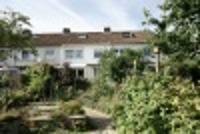 Wohnimmobilie Kauf Reihenhaus Idyllisches Mittelreihenhaus , komplett saniert, stadtnah aber ruhig