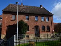 Wohnimmobilie Kauf Einfamilienhaus Zweifamilienhaus mit Potenzial - teilweise vermietet