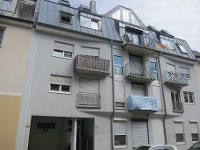 Wohnimmobilie Kauf Etagenwohnung Appartement im 2.OG einer kleinen, gepflegten Wohnanlage mit 10 Einheiten.