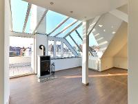Wohnimmobilie Miete Dachgeschosswohnung Dachterrassen Altbauwohnung im bestem Neuhausen!