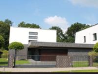 Wohnimmobilie Kauf Burg/Schloß/Bauernhaus/Villa/Herrenhaus/Landhaus/Reiterhof Exklusiv & Modern Wohnen in Seenähe