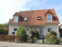 Wohnimmobilie Kauf Doppelhaus Schöner Wohnen - familienfreundliche Doppelhaushälfte mit sonnigem Garten