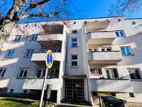 Wohnimmobilie Kauf Etagenwohnung Bezugsfreie 2,5-Raum-Wohnung mit Balkon, Tageslichtbad & eigenem Dachboden als weitere Nutzfläche