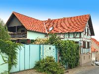 Wohnimmobilie Kauf Einfamilienhaus Landhaus in Gernrode: Ein ländliches "Wohlfühlhaus" mit Garten, Innenhof und großzügigem Nebengelass