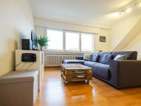 Wohnimmobilie Miete Dachgeschosswohnung Helle Zwei-Zimmer-Wohnung wartet auf neues Wohnerlebnis!
