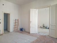 Wohnimmobilie Miete Etagenwohnung Neu sanierte 2-Zimmer Altbauwohnung