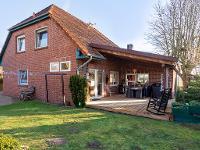 Wohnimmobilie Kauf Einfamilienhaus Schönes Einfamilienhaus mit zwei Terrassen, Garage und unverbaubarem Blick ins Grüne