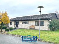 Wohnimmobilie Kauf Einfamilienhaus Winkelbungalow - Wohnen auf einer Ebene