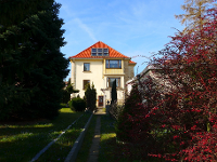 Wohnimmobilie Kauf Mehrfamilienhaus wunderschönes Zweifamilienhaus mit großem Grundstück und schöner Aussicht
