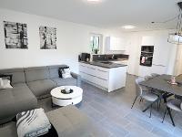 Wohnimmobilie Kauf Erdgeschosswohnung Neuwertige und moderne Eigentumswohnung direkt an der Lux.-Grenze inkl. TG-Stellplatz